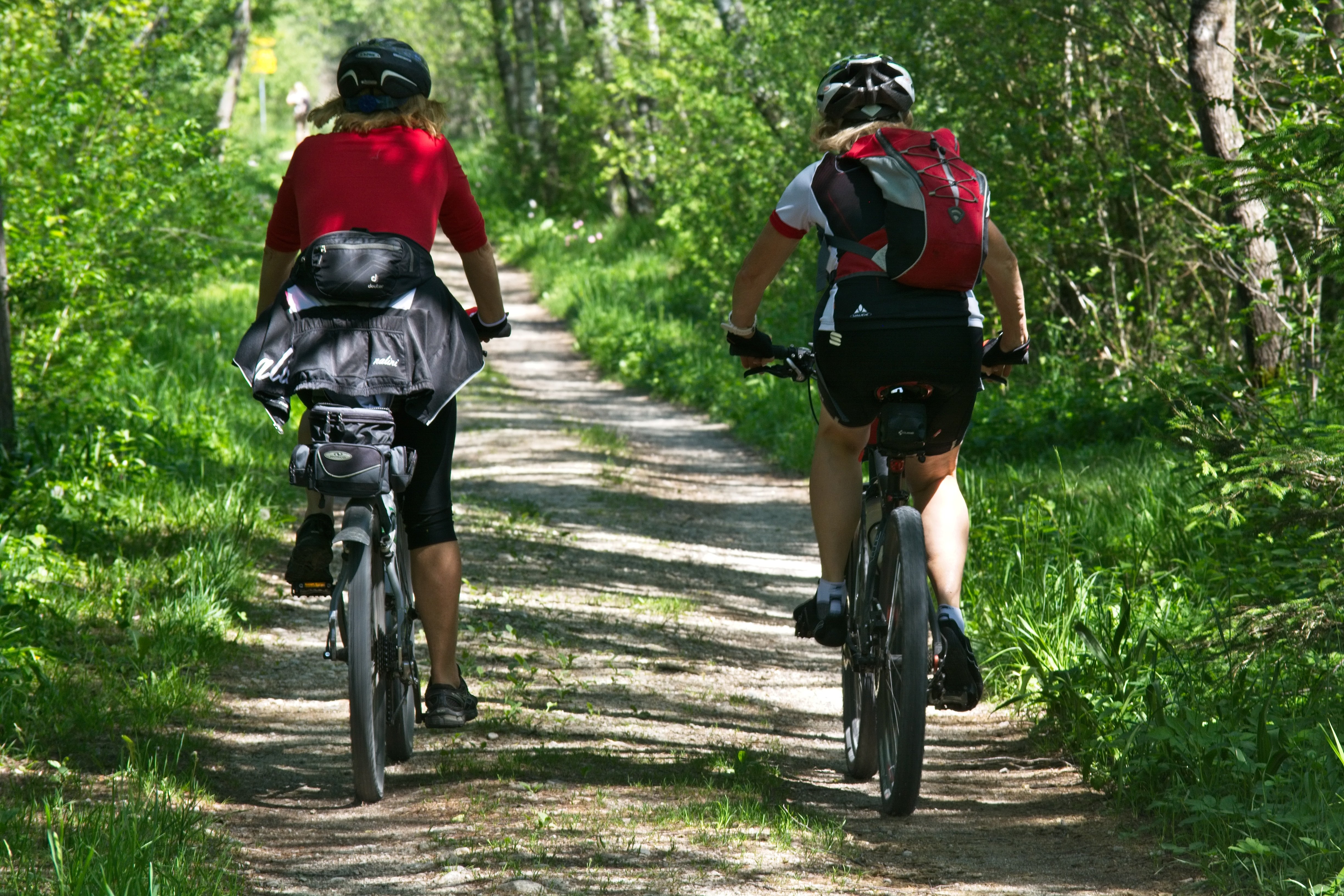 Vélo cycliste sur la véloroute du Bassin minier