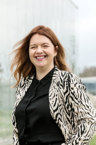 Portrait d'Annabelle Ténèze, directrice du Louvre-Lens©Louvre-Lens_ Frédéric Iovino