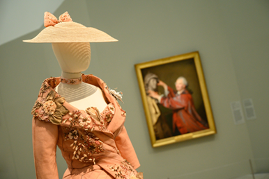 Exposition S'habiller en artiste. L'artiste et le vêtement au Louvre-Lens