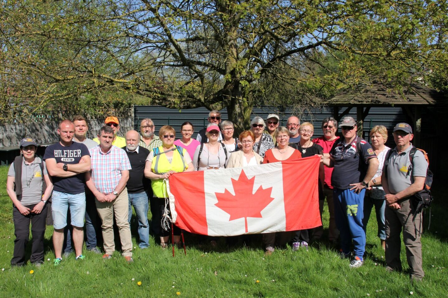 Participation habitants dans le cadre des commémorations de la Bataille de la Crête de Vimy ©CALL