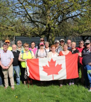 Participation habitants dans le cadre des commémorations de la Bataille de la Crête de Vimy ©CALL